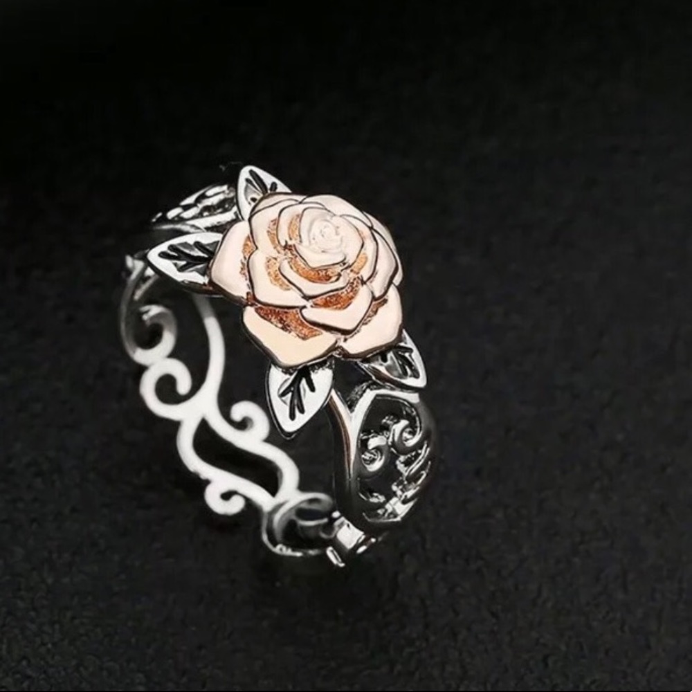 New Beautiful sterling silver rose ring